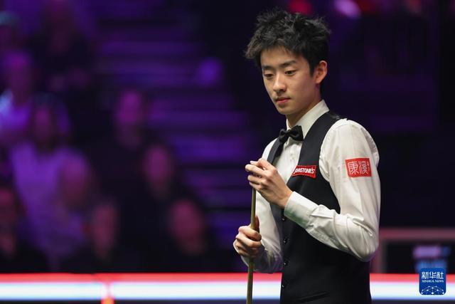 hth最新入口-吴宜泽：我的球杆皮头和爸爸是有感情的